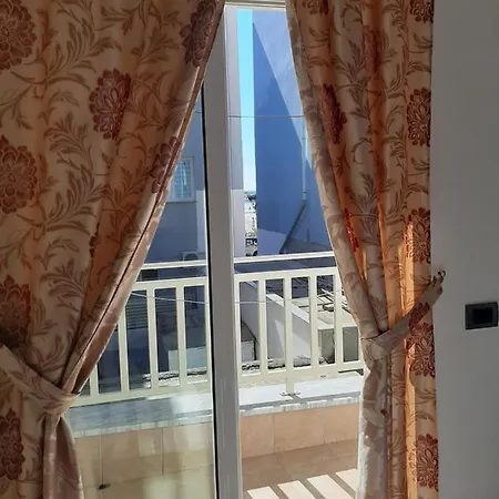 Pensjonat Guest House Alberti Shëngjin